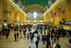 中央车站 在线观看,穿越时空的温情之旅