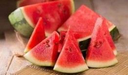 娱乐吃瓜菌,吃瓜菌带你探秘明星幕后故事